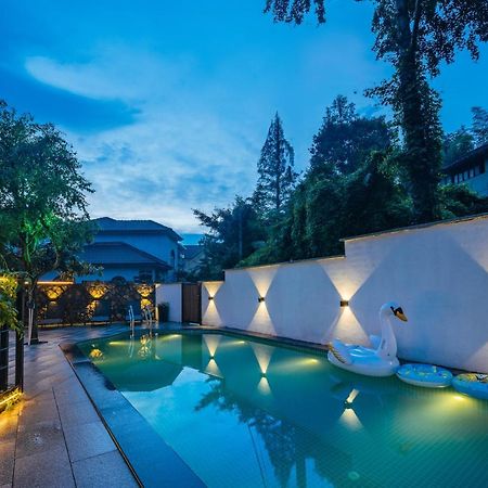 Moganshan Pinhouwu Hotel Deqing Bagian luar foto