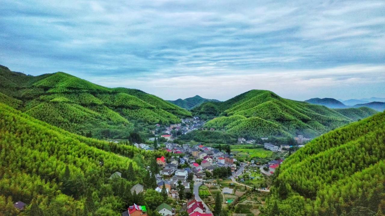 Moganshan Pinhouwu Hotel Deqing Bagian luar foto